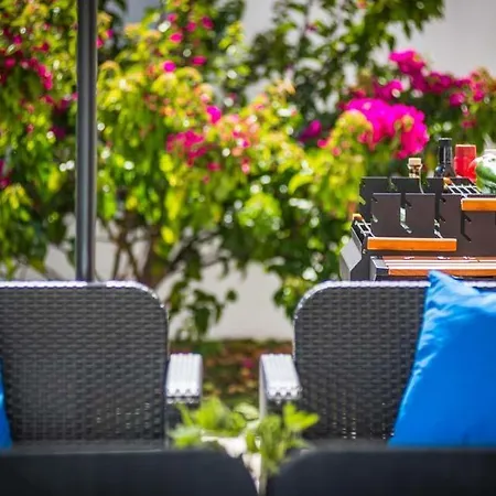 Playa De Fanabe Sleeps 8 With Pool Air Con And Wifi Villa *