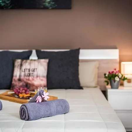 Playa De Fanabe Sleeps 8 With Pool Air Con And Wifi Villa *