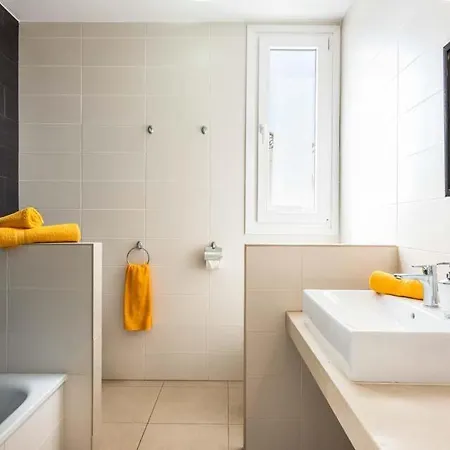 Playa De Fanabe Sleeps 8 With Pool Air Con And Wifi Villa *