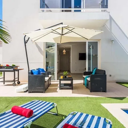 Playa De Fanabe Sleeps 8 With Pool Air Con And Wifi *