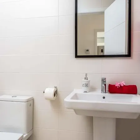 Playa De Fanabe Sleeps 8 With Pool Air Con And Wifi Villa
