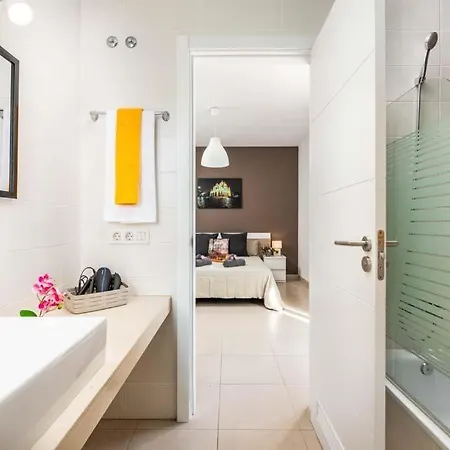 Playa De Fanabe Sleeps 8 With Pool Air Con And Wifi * Costa Adeje (Tenerife)