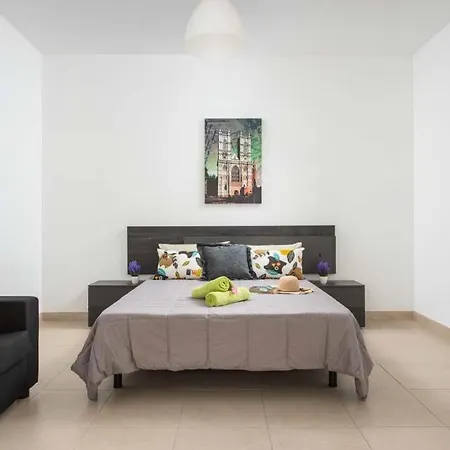 Playa De Fanabe Sleeps 8 With Pool Air Con And Wifi Villa Costa Adeje (Tenerife)
